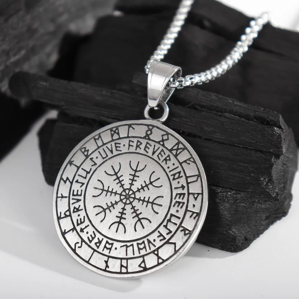 Demonia Queen of Shadows Necklace