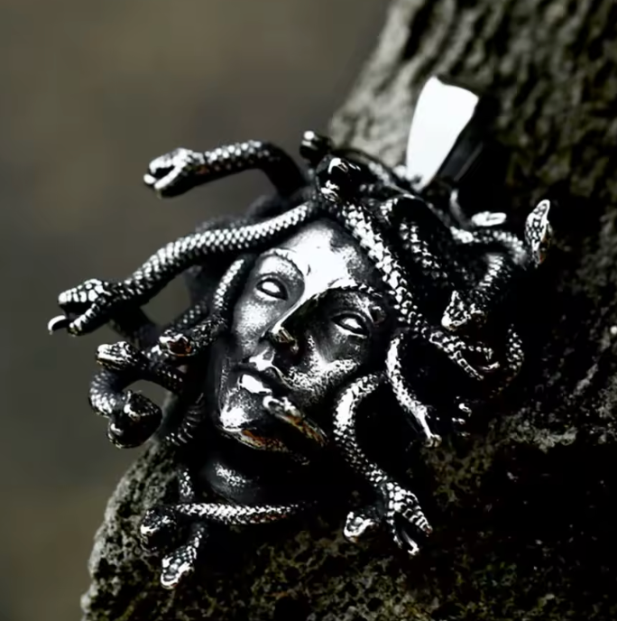 Demonia Gothic Medusa Pendant – Classic 316L Stainless Steel Necklace