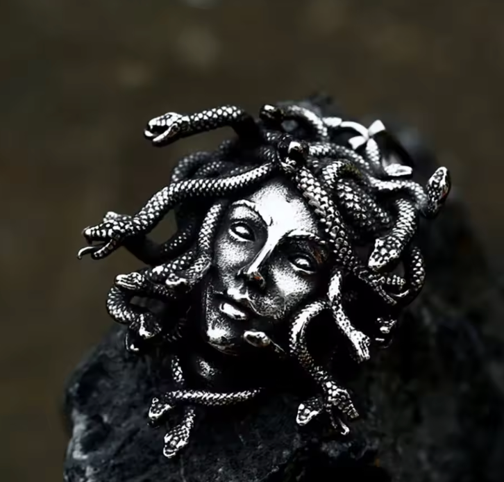 Demonia Gothic Medusa Pendant – Classic 316L Stainless Steel Necklace