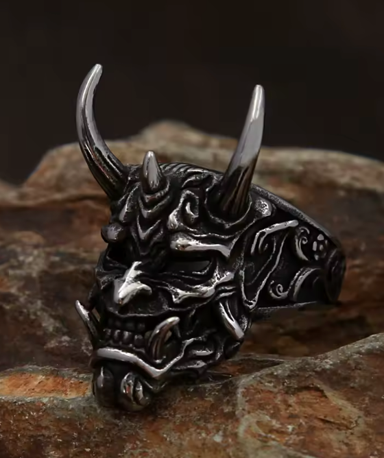 Demonia Vintage Skull Mask Ring – Gothic Stainless Steel Domineering Amulet for Men