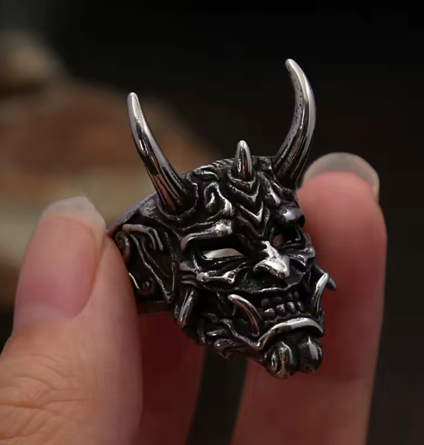Demonia Vintage Skull Mask Ring – Gothic Stainless Steel Domineering Amulet for Men