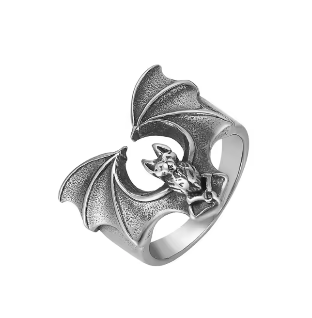 Demonia Vintage Bat Ring – Cute 316L Stainless Steel Punk Biker Animal Amulet