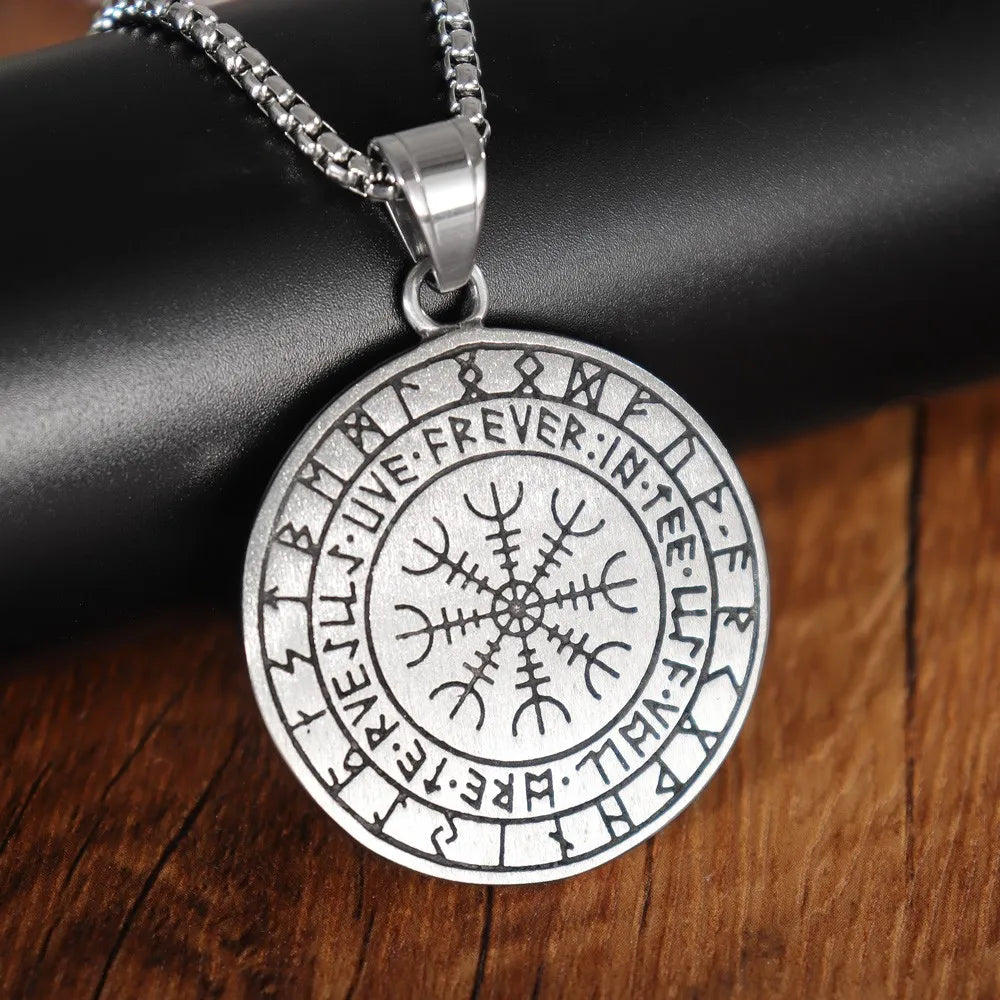 Demonia Queen of Shadows Necklace